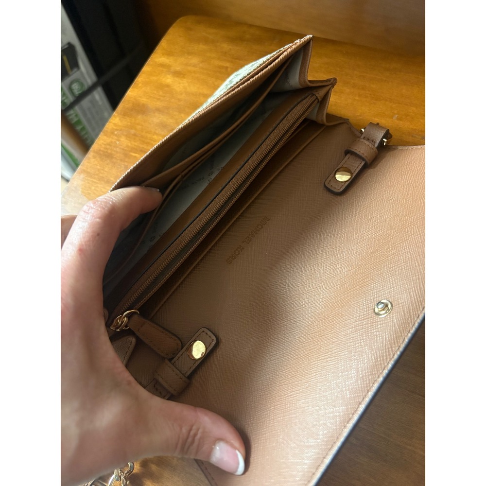 Michael Kors Logo Wallet on Chain Crossbody Saffiano &‎ MK Canvas - Picture 4 of 9